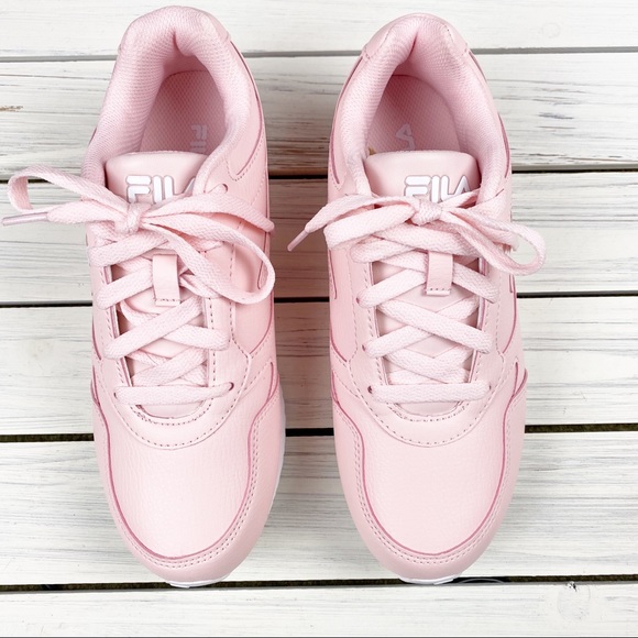 NEW Fila Classico 18 Athletic Sneakers Baby Pink Blush - Picture 2 of 8